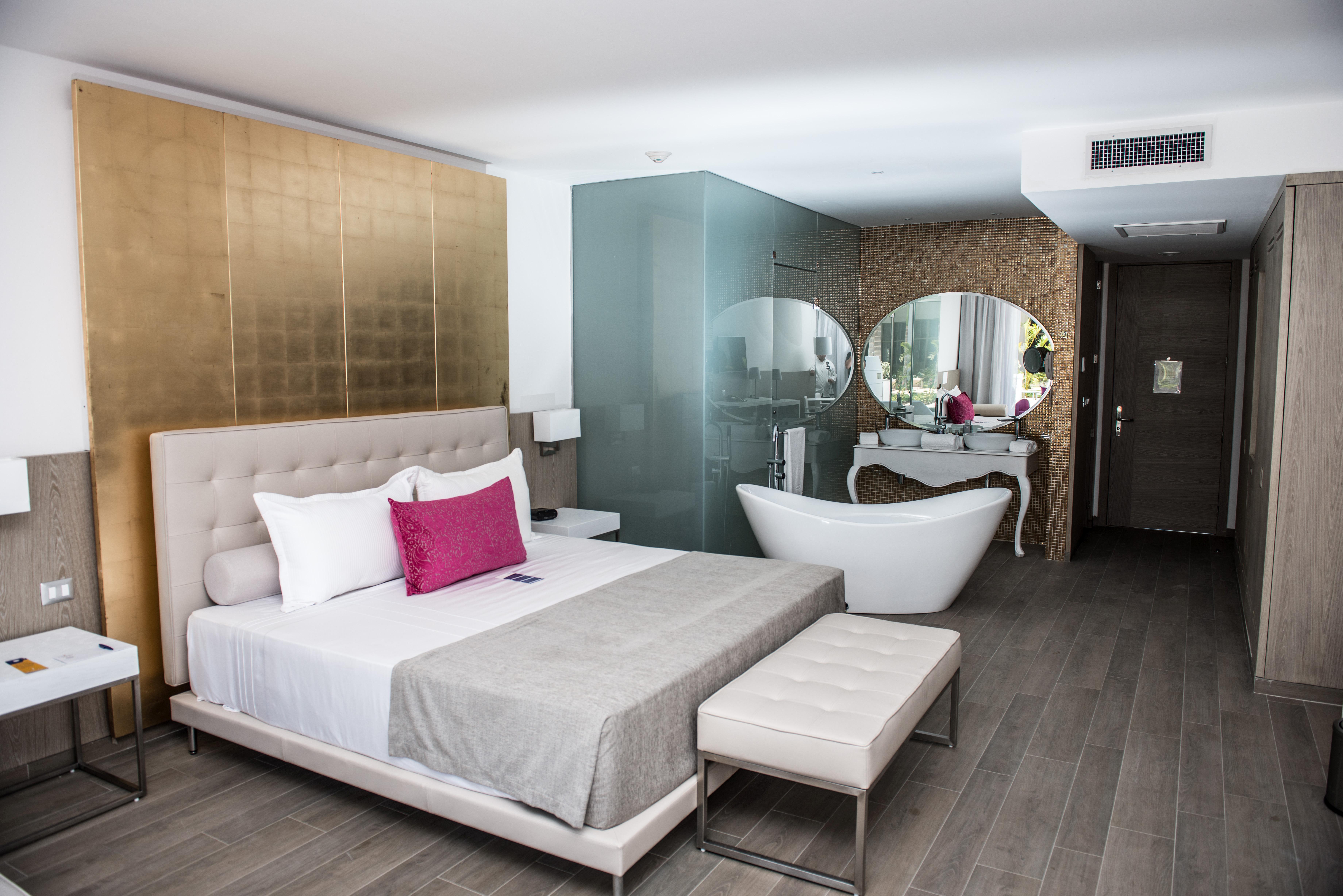Platinum Yucatan Princess Adults Only Плая дел Кармен Екстериор снимка
